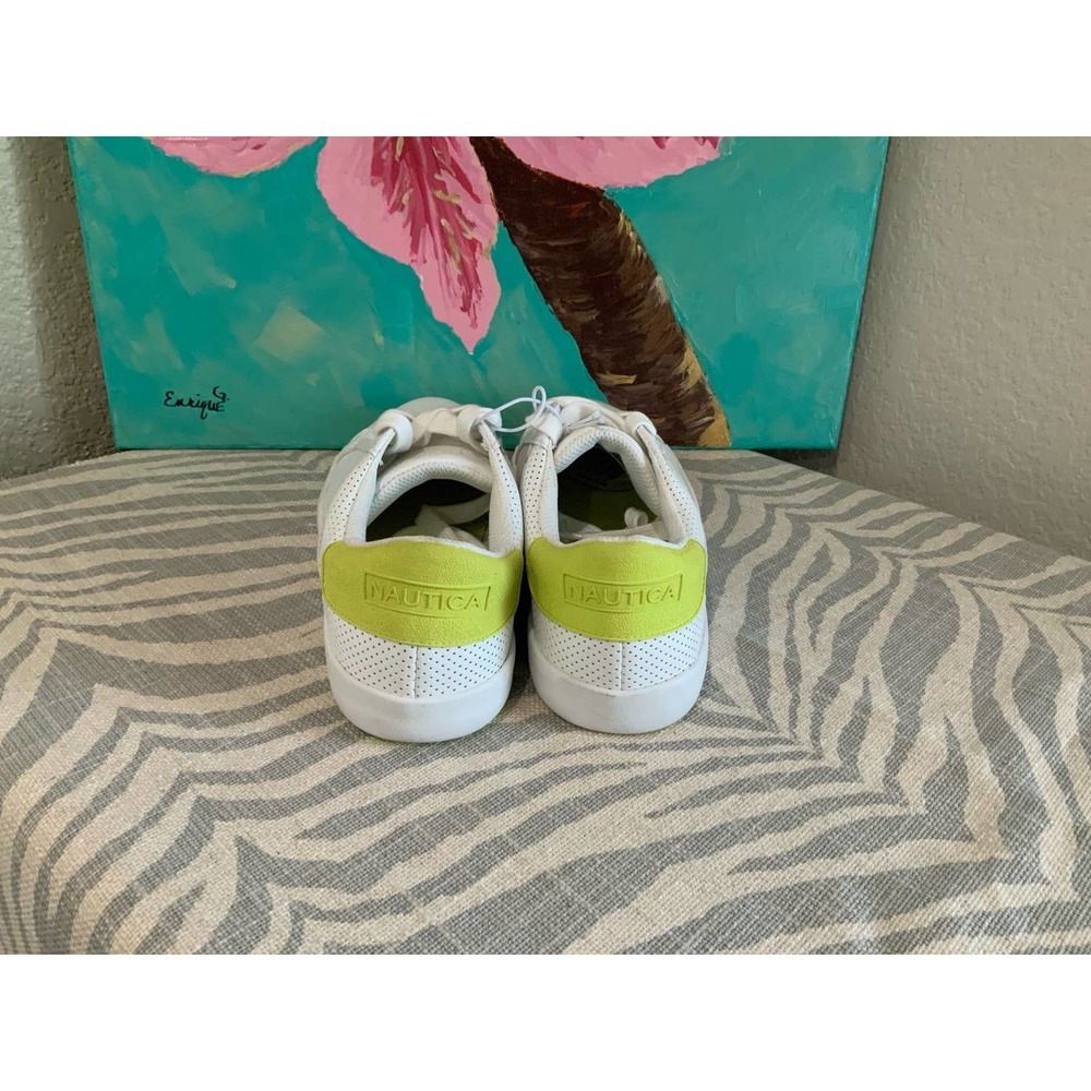 Nautica White with Lime green Size 8.5 - Picture 3 of 4